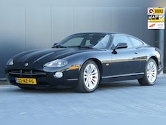 Jaguar XK8 - 4.2 V8 Coupé Facelift 298pk Navi NAP Leder Youngtimer