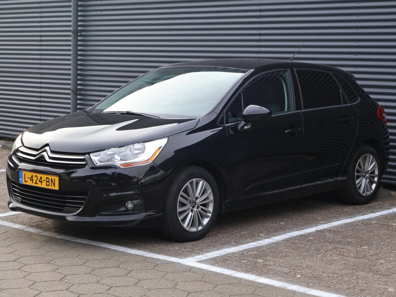 Citroën C4 - 1.6 VTi Ligne Business Stoelverw. Airco Airco Cruise APK Garantie - AutoWereld.nl