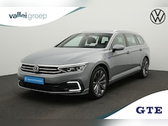 Volkswagen Passat Variant - 1.4 TSI 218 pk DSG PHEV GTE Business | Trekhaak | Navigatie Discover Pro | IQ Light | Adap