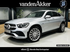 Mercedes-Benz GLC-klasse Coupé - 300e AMG // Luchtvering // Burmester // Schuifdak // 360 Camera // Memory Stoelen // Multi