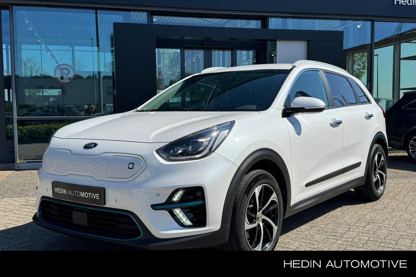 Kia e-Niro - ExecutiveLine 64 kWh | Climate Control | Navigatie | Camera | Parkeersensoren | Elek. Vers - AutoWereld.nl