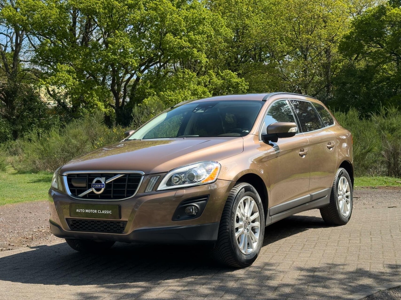 Volvo XC60 - T6 286pk | Summum | Youngtimer | 1e eig. - AutoWereld.nl