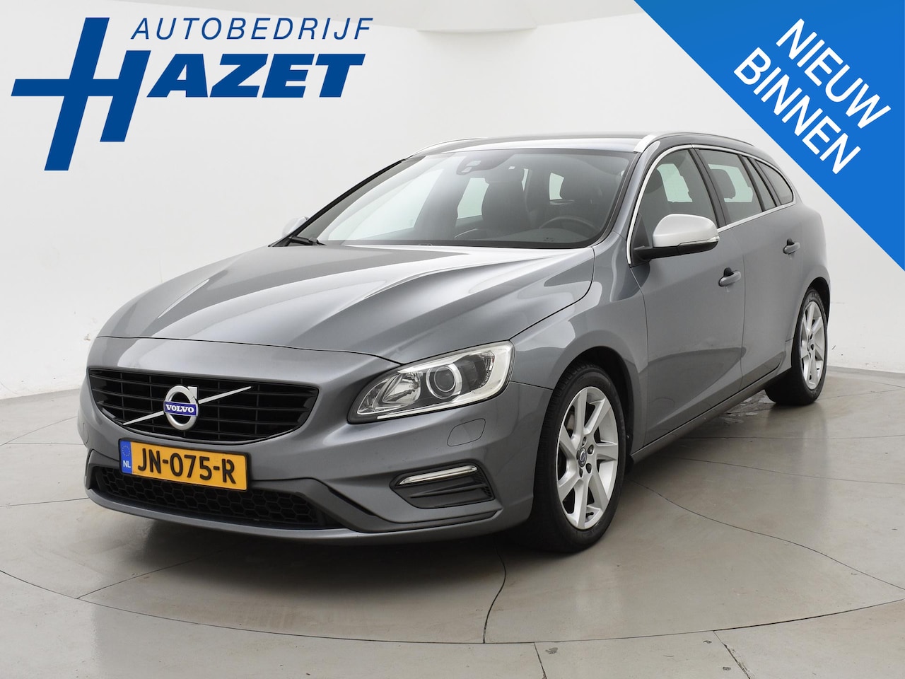 Volvo V60 - 2.0 D2 120 PK AUT. R-DESIGN EURO 6 + TREKHAAK | STANDKACHEL | STOELVERWARMING - AutoWereld.nl