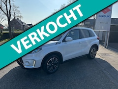 Suzuki Vitara - 1.4 Boosterjet AllGrip Stijl // AUTOMAAT // 4X4 // Weinig kilometers // Lederen bekleding