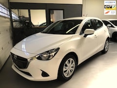 Mazda 2 - 2 1.5 Skyactiv/ USB/ Bluetooth/ APK NIEUW
