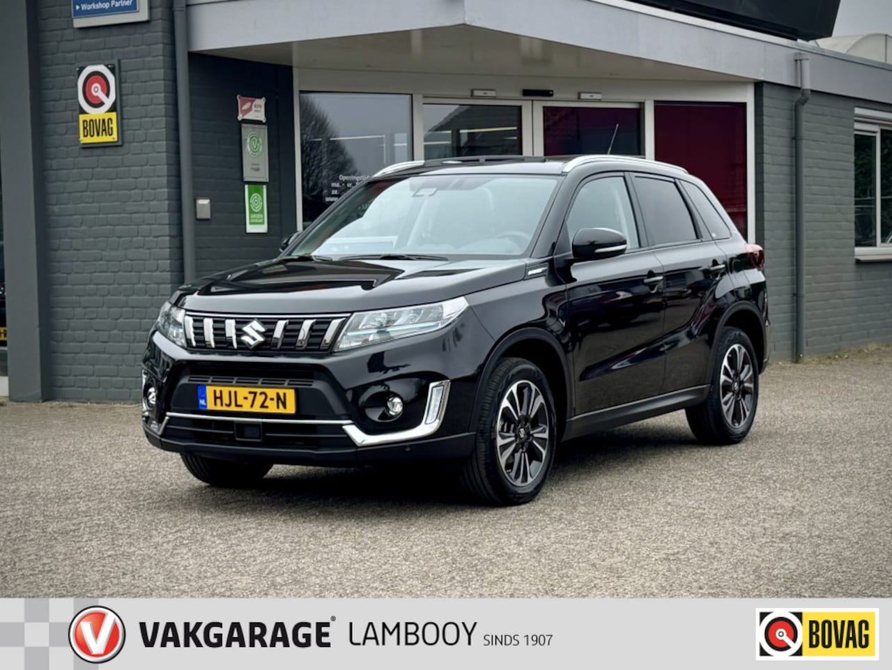 Suzuki Vitara - 1.5 Hybrid Style Automaat Panoramadak Camera Navi Carplay - AutoWereld.nl