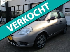 Lancia Y(psilon) - Ypsilon 1.4 Platino