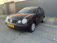 Volkswagen Polo - 1.4-16V Comfortline