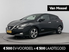 Nissan LEAF - Tekna 40 kWh | Navigatie | Achteruitrij camera | Stoelverwarming