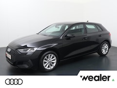 Audi A3 Sportback - 30 TFSI Pro Line | 110 PK | Afneembare trekhaak | LED verlichting | Climate control |