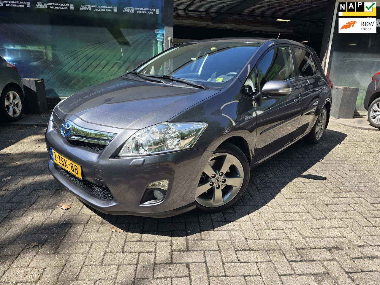 Toyota Auris - 1.8 Full Hybrid Dynamic | AUTOMAAT | 1E EIGENAAR | 12MND GARANTIE | CRUISE | - AutoWereld.nl