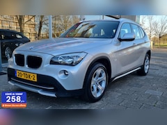 BMW X1 - sDrive18d Executive - Aut.- Org. NL - Unieke stand