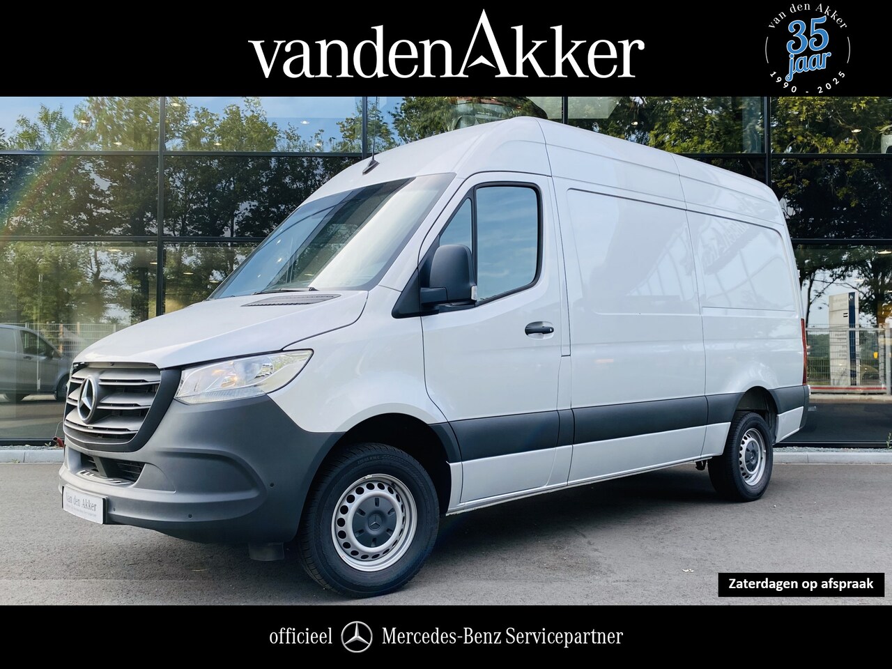 Mercedes-Benz Sprinter - 317 CDI L2H2 // Zilver grijs // AUTOMAAT // Passagiersbank // Trekhaak 2.800kg // Airco // - AutoWereld.nl