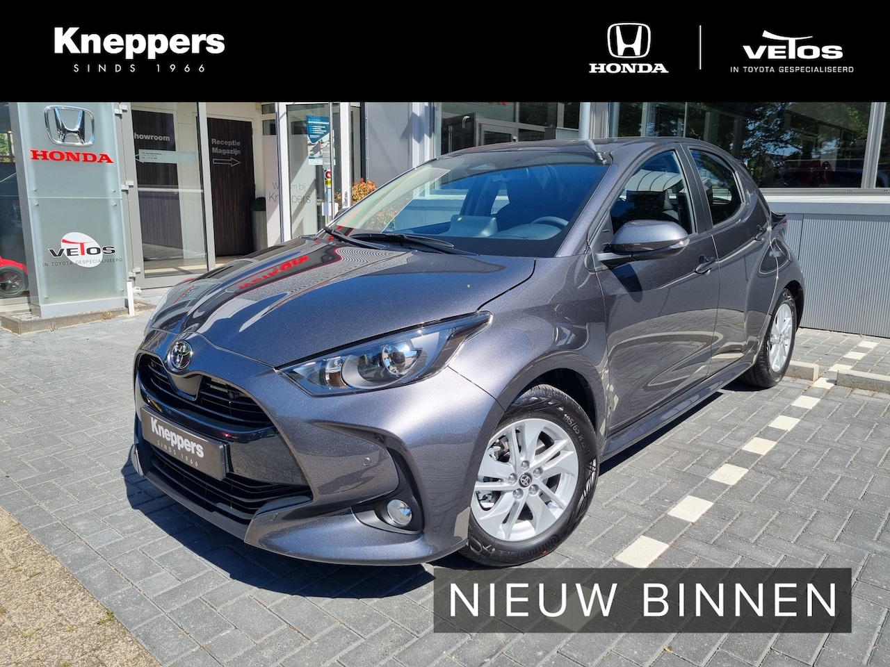 Toyota Yaris - 1.5 Hybrid 115 Active PLUS Parkeersensoren V+A, Lichtmetalen velgen, Stoelverwarming , All - AutoWereld.nl