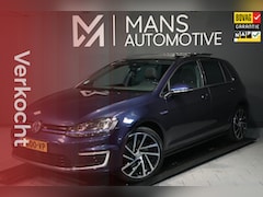Volkswagen Golf - 1.4 TSI GTE / PANODAK / KEYLESS / ACC / CAMERA / 18''