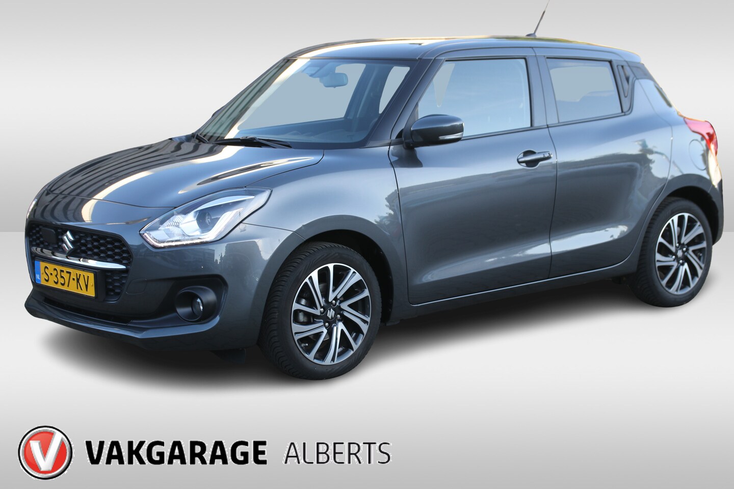 Suzuki Swift - 1.2 Style Smart Hybrid / Climate / Stoelverw / Climate / Led lampen - AutoWereld.nl