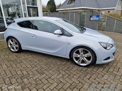 Opel Astra GTC - 1.4 Turbo Design Edition
