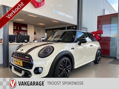 MINI Cooper - 1.5 Chili Serious Business, Navigatie, Parkeerhulp, Achter Sensoren, Sportstoelen&Stoelver