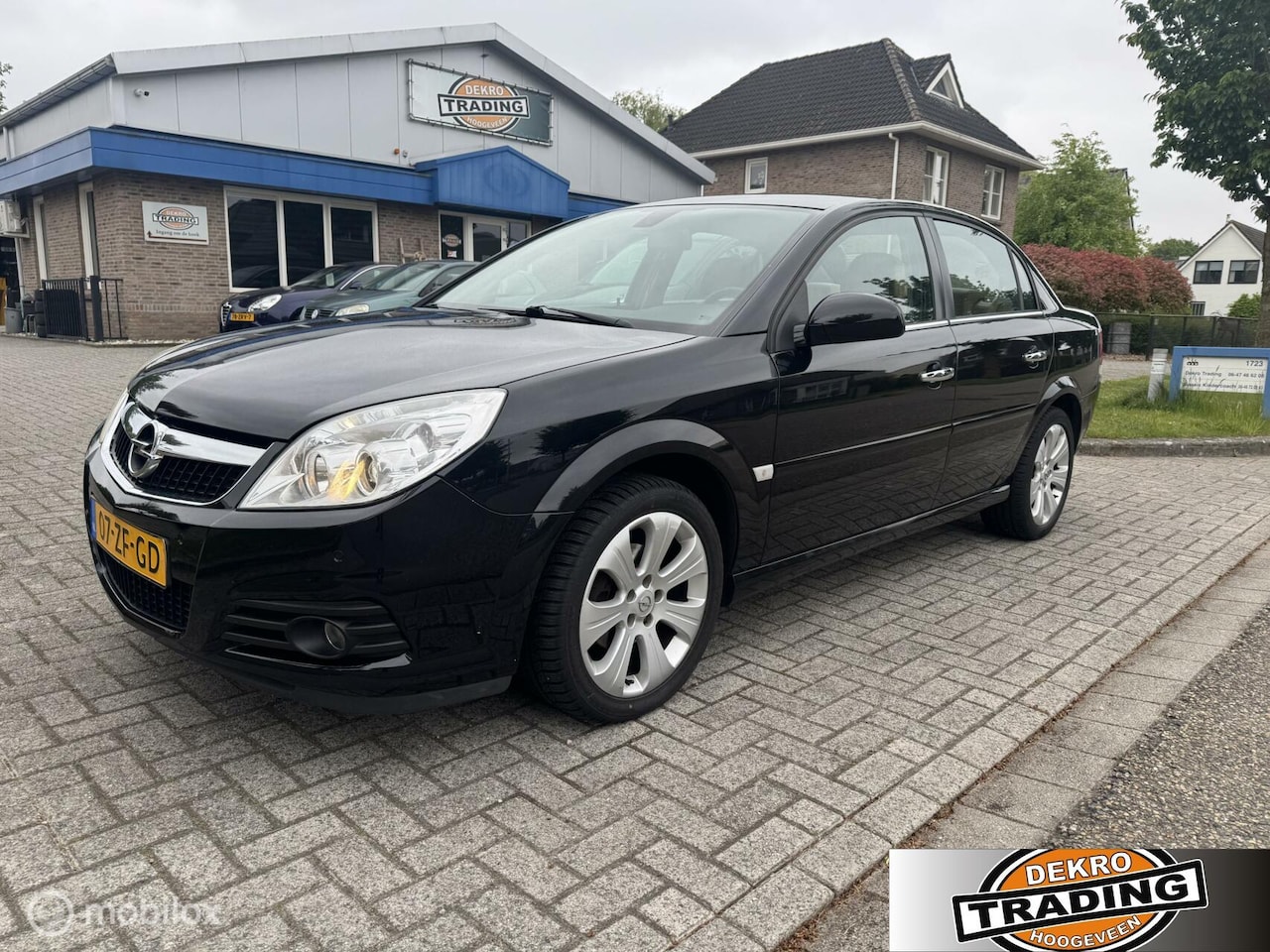 Opel Vectra - 1.8-16V Executive leder clima trekhaak camera - AutoWereld.nl