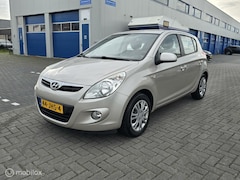 Hyundai i20 - 1.4i DynamicVersion 1e eigenaar Dealeronderh