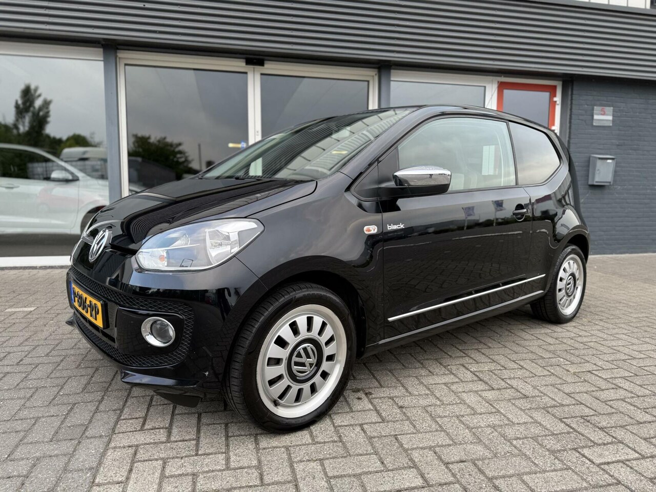 Volkswagen Up! - 1.0 high up! 1.0 high up! - AutoWereld.nl