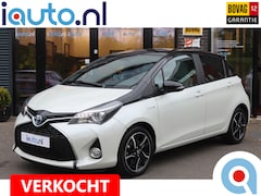 Toyota Yaris - 1.5 Hybrid Volcano Bi-Tone Panorama/Keyless/Camera/Navi/Ecc/Crc/LED/16"