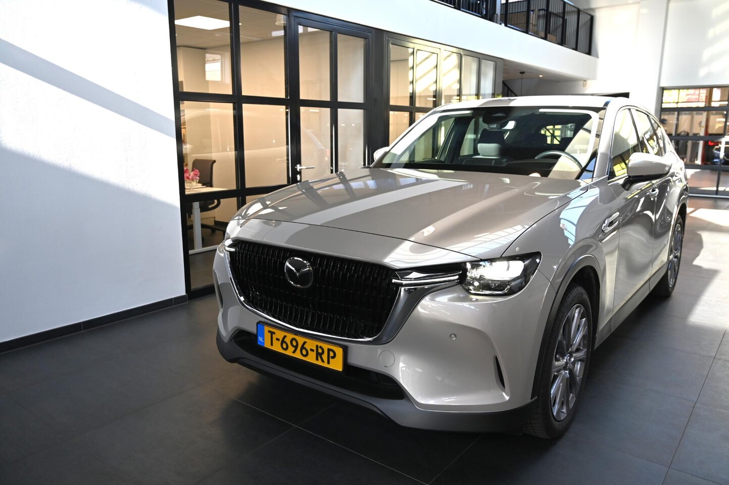 Mazda CX-60 - e-SkyActiv 327 PHEV automaat Exclusive-Line met DA Pack *Trekhaak* *BTW* *Dealeronderhoude - AutoWereld.nl