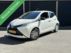 Toyota Aygo - 1.0 VVT-i x Airco / Elec.pakket / 5 deurs / 63.687 KM NAP