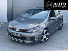 Volkswagen Golf - 2.0 GTI 211PK | NL AUTO | Volledige Historie | Schuif/kantel dak | Xenon | Dyn Audio | Nie