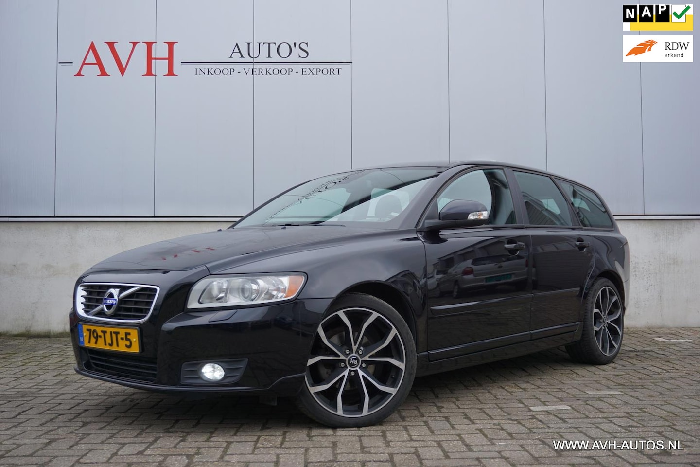 Volvo V50 - 1.6 D2 S/S Limited Edition 1.6 D2 S/S Limited Edition - AutoWereld.nl