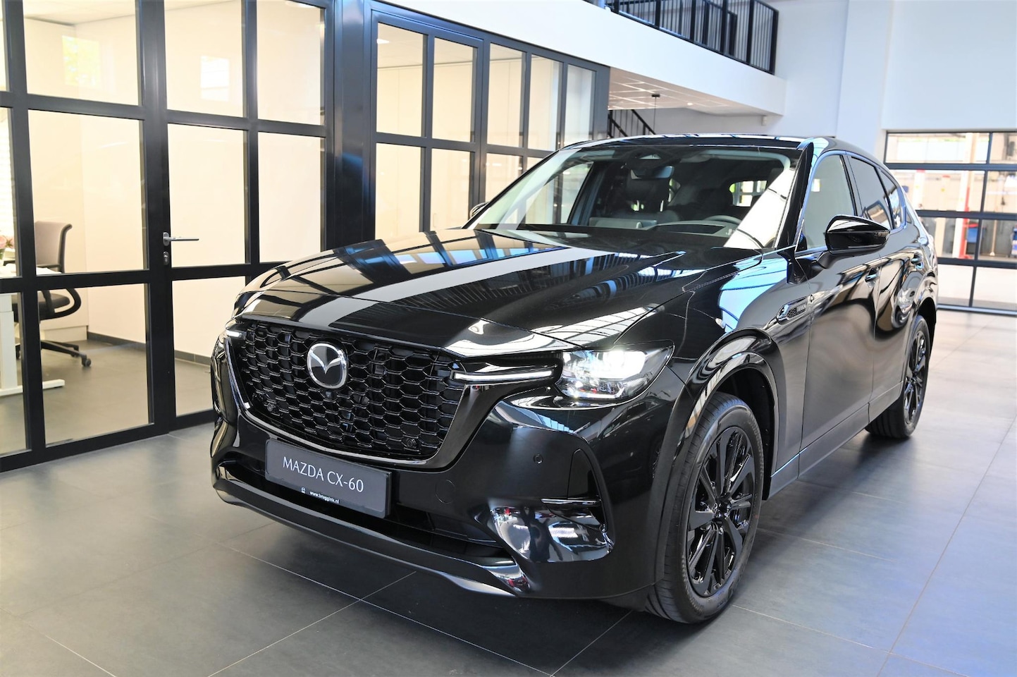 Mazda CX-60 - e-SkyActiv 327 PHEV automaat Homura met Convenience/Sound Pack & Panoramic Pack *Trekhaak* - AutoWereld.nl