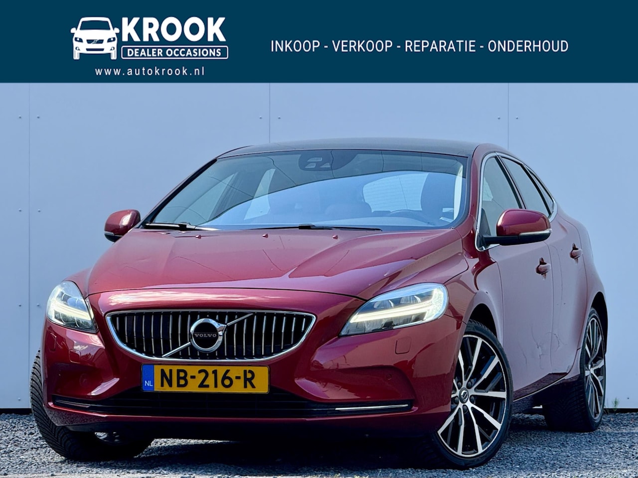 Volvo V40 - 2.0 T4 Inscription | 2017 | Full options | - AutoWereld.nl
