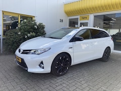 Toyota Auris Touring Sports - 1.8 Hybrid Sport Trekhaak Panoramadak