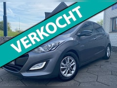 Hyundai i30 - 1.6 GDI Go 1e eigenaar, camera, cc, navi, trekhaak