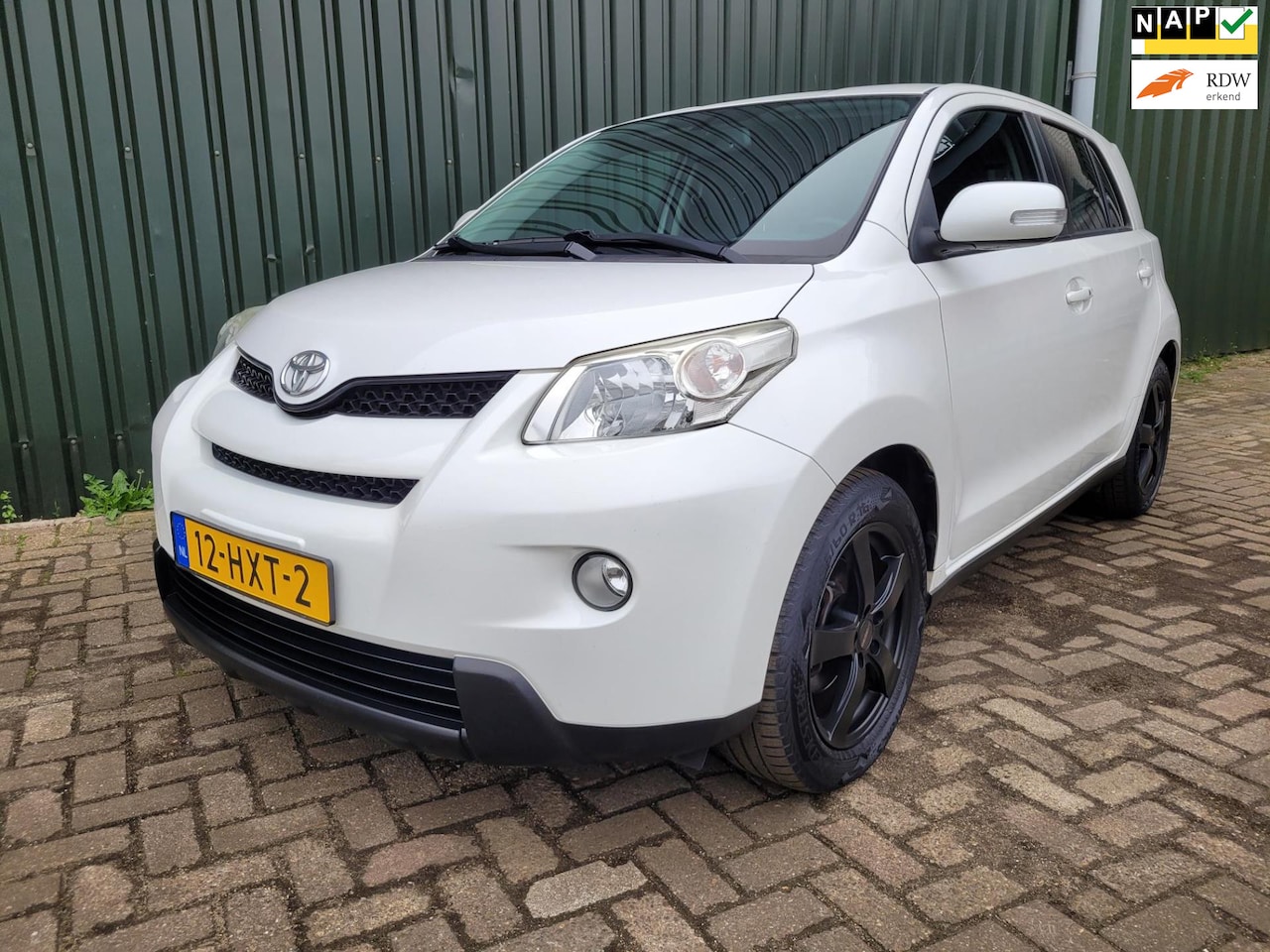Toyota Urban Cruiser - 1.3 VVT-i Dynamic VOLLEDIG ONDERHOUD - AutoWereld.nl
