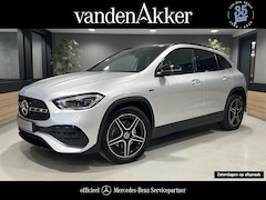 Mercedes-Benz GLA-Klasse - 250e AMG // Panoramadak // Trekhaak // Memory Stoelen // Sfeerverlichting // MultiBeam LED