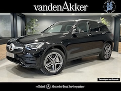 Mercedes-Benz GLC-klasse - 300e AMG // Panoramadak // Burmester // 360 Camera // Keyless // Carbon // Sfeerverlichtin