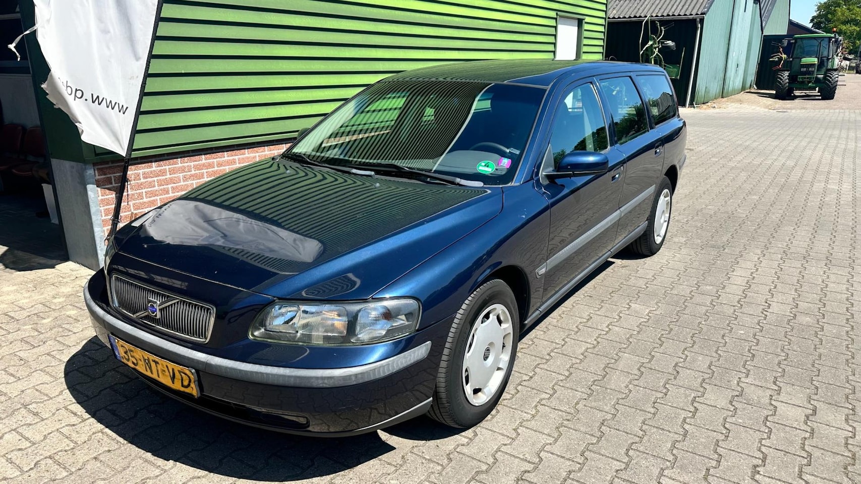 Volvo V70 - 2.4 2.4 - AutoWereld.nl
