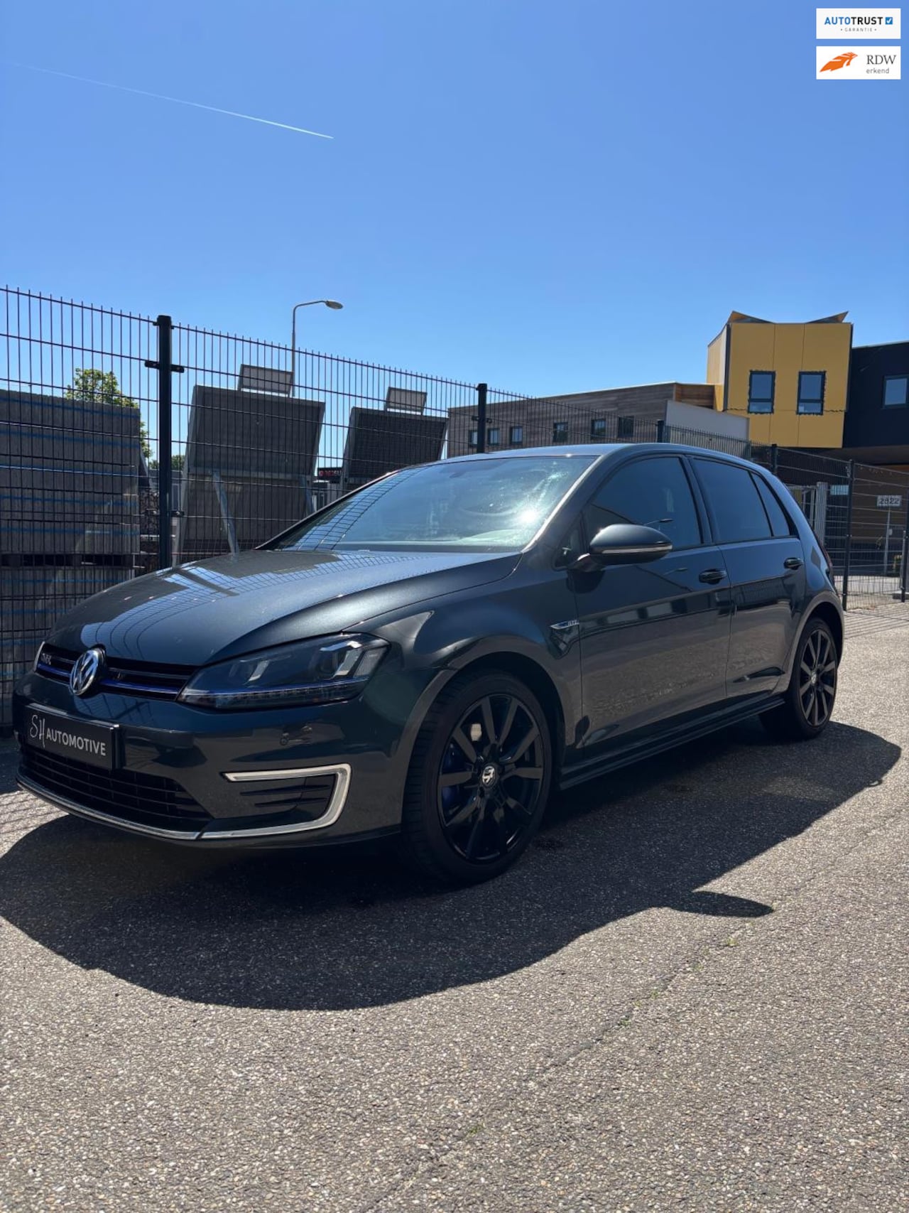 Volkswagen Golf - 1.4 TSI GTE / CAMERA / CARPLAY / NAVI / VOL ONDERHOUD - AutoWereld.nl