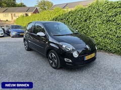Renault Twingo - 1.5 dCi Dynamique | Autom. Airco | Cruise Control | LMV | Privacy Glass | Nieuwe APK
