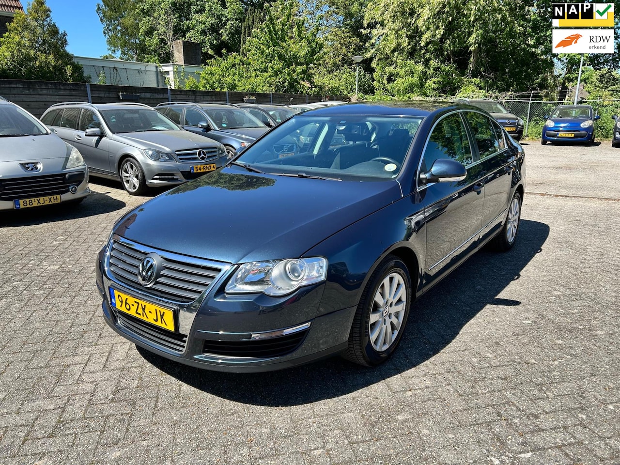 Volkswagen Passat - 1.8 TFSI Comfortline // APK 3-3-2026 - AutoWereld.nl