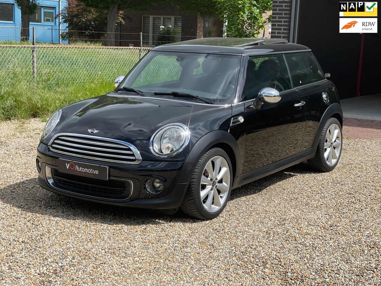 MINI One - 1.6i Business Line |PANO|NAVI|AIRCO|NAP - AutoWereld.nl