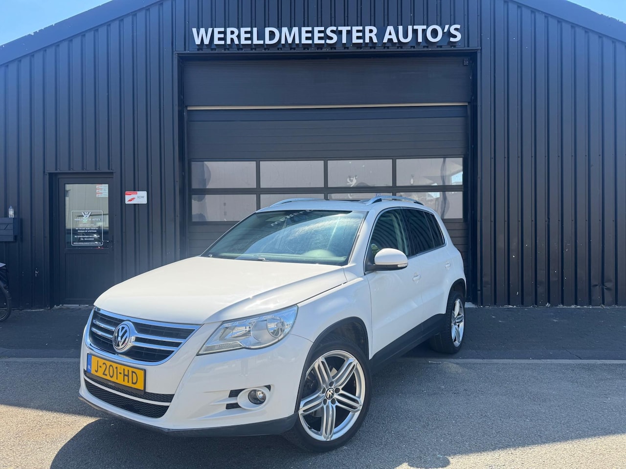 Volkswagen Tiguan - 2.0 TSI Sport&Style 4Motion - AutoWereld.nl