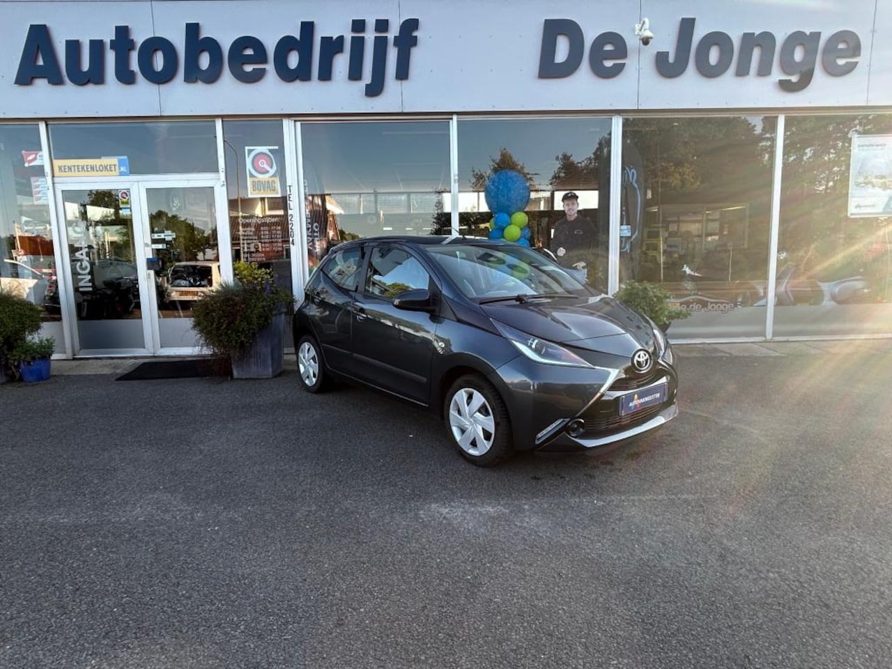 Toyota Aygo - 1.0 VVT-i x-cite 1.0 VVT-i x-cite - AutoWereld.nl