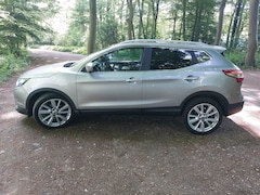 Nissan Qashqai - 1.2 Tekna