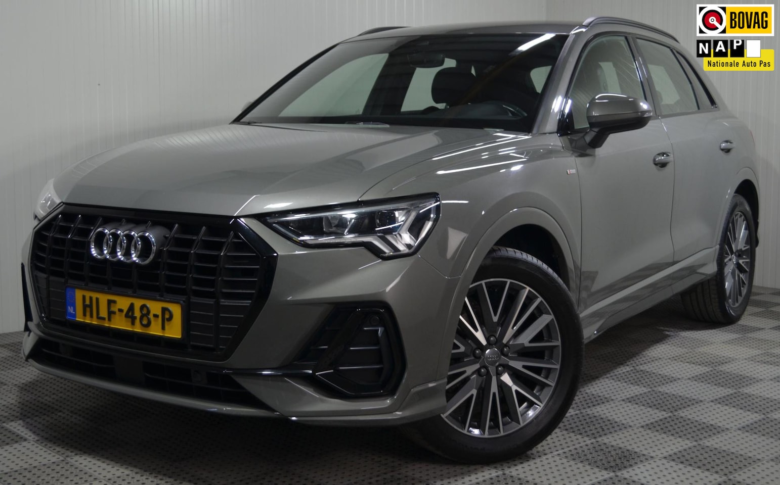Audi Q3 - 35 TFSI 2x S Line Pro Line S / Digital Cockpit / Stoelverw. / Pdc V+A - AutoWereld.nl