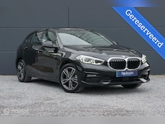BMW 1-serie - 118i Sport Line Business Ed
