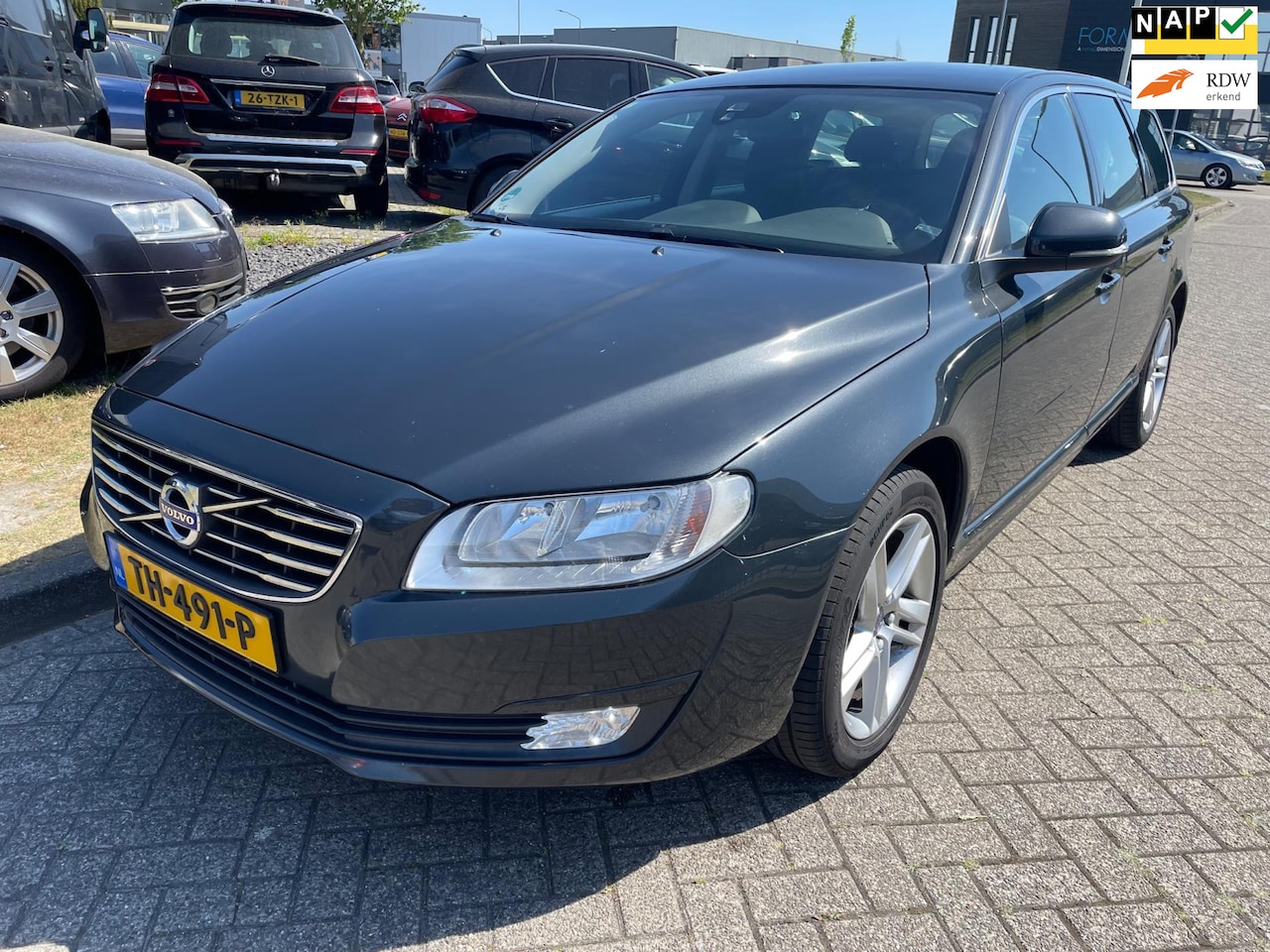 Volvo V70 - 2.0 D2 Classic Edition 2.0 D2 Classic Edition - AutoWereld.nl