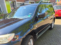 Mitsubishi Outlander - 2.0 Invite plus