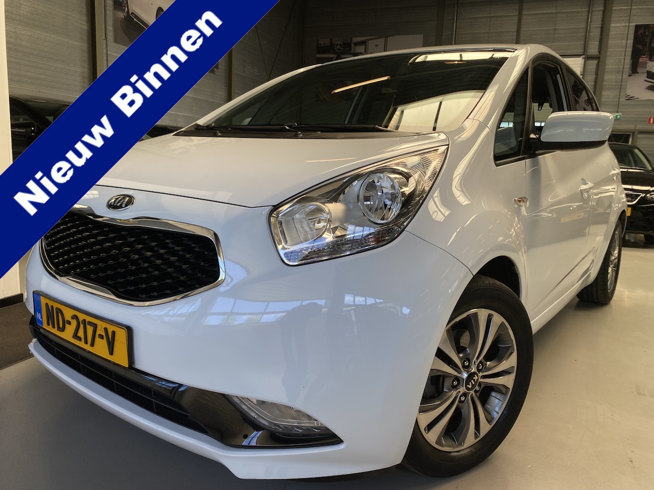 Kia Venga - 1.4 CVVT DynamicPLusLine Camera, Trekhaak, Navi - AutoWereld.nl